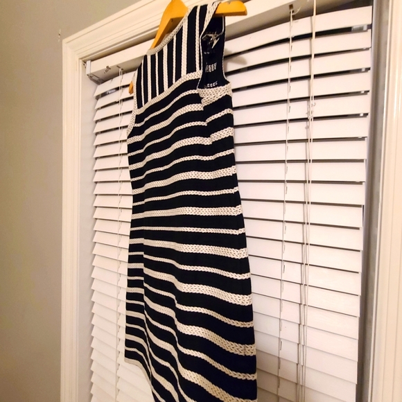 Max studio black and white stripe large - Picture 2 of 4